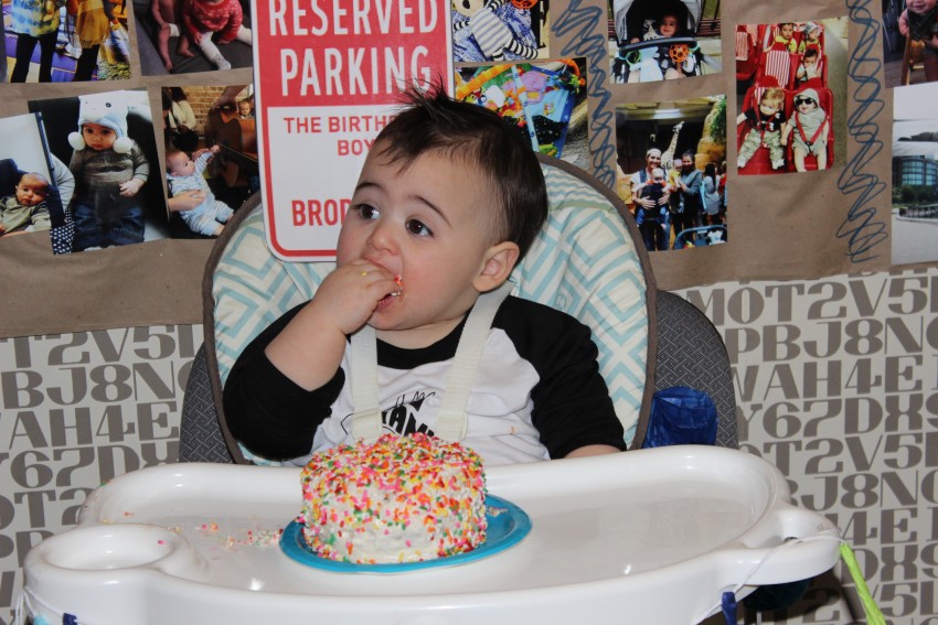 I Adore What I Love Blog // Brody's First Birthday The Smash Cake // Party Cake 1 // www.iadorewhatilove.com #iadorewhatilove
