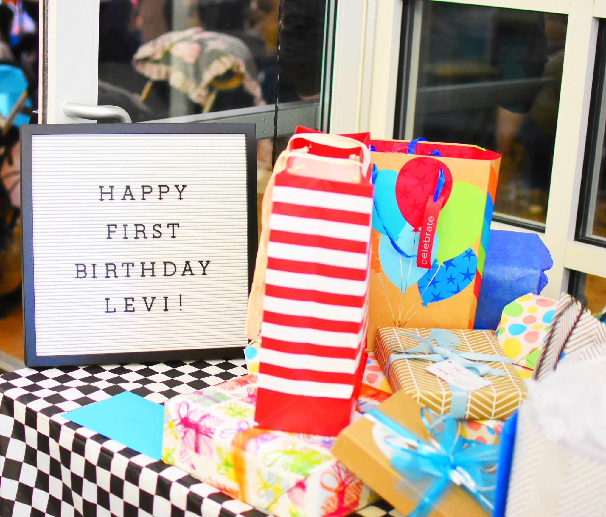 Levi's Grease-Themed FIRST Birthday Party // I Adore What I Love Blog // www.iadorewhatilove.com #iadorewhatilove