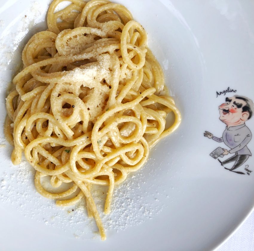 I ATE GLUTEN IN ITALY AND WAS TOTALLY FINE! :: I Adore What I Love Blog :: www.iadorewhatilove.com #iadorewhatilove