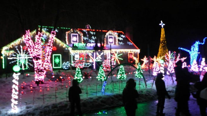 THE BEST PLACES TO SEE  CHRISTMAS LIGHTS IN CHICAGO'S NORTH SHORE :: I Adore What I Love Blog :: www.iadorewhatilove.com #iadorewhatilove 