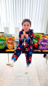You need to try these 3 healthy snacks for kids from Dang Foods! They're whole family approved, filling, and made with zero fake stuff!