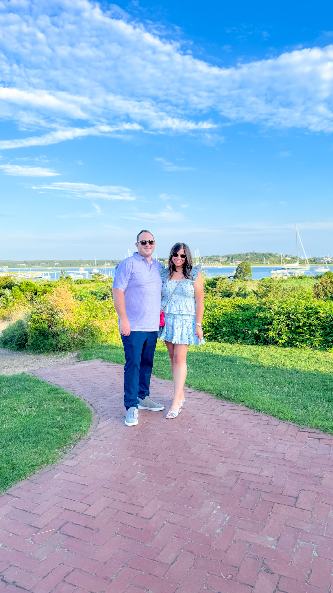 Discover the best stuff to do in Martha's Vineyard for an unforgettable trip. From retail therapy to beach escapes, this guide has it all!